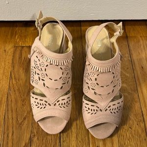 Chinese Laundry rose pink heeled sandals with strap